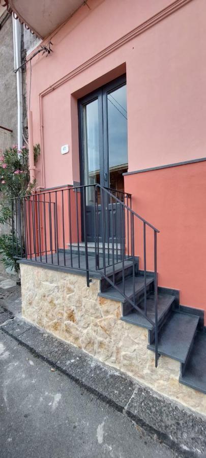 La Maison De Mary Zafferana Etnea Exterior foto